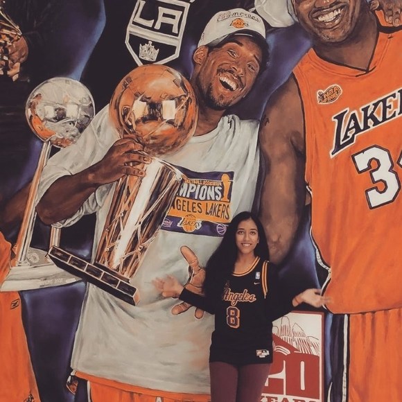 Meet your Posher, Nimmi - Picture 1 of 1